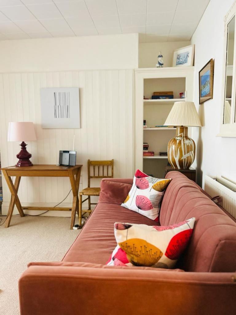 Spacious Comfortable Flat With Free Parking In East Finchley, Muswell Hill & Close To Alexandra Palace Londra Exterior foto