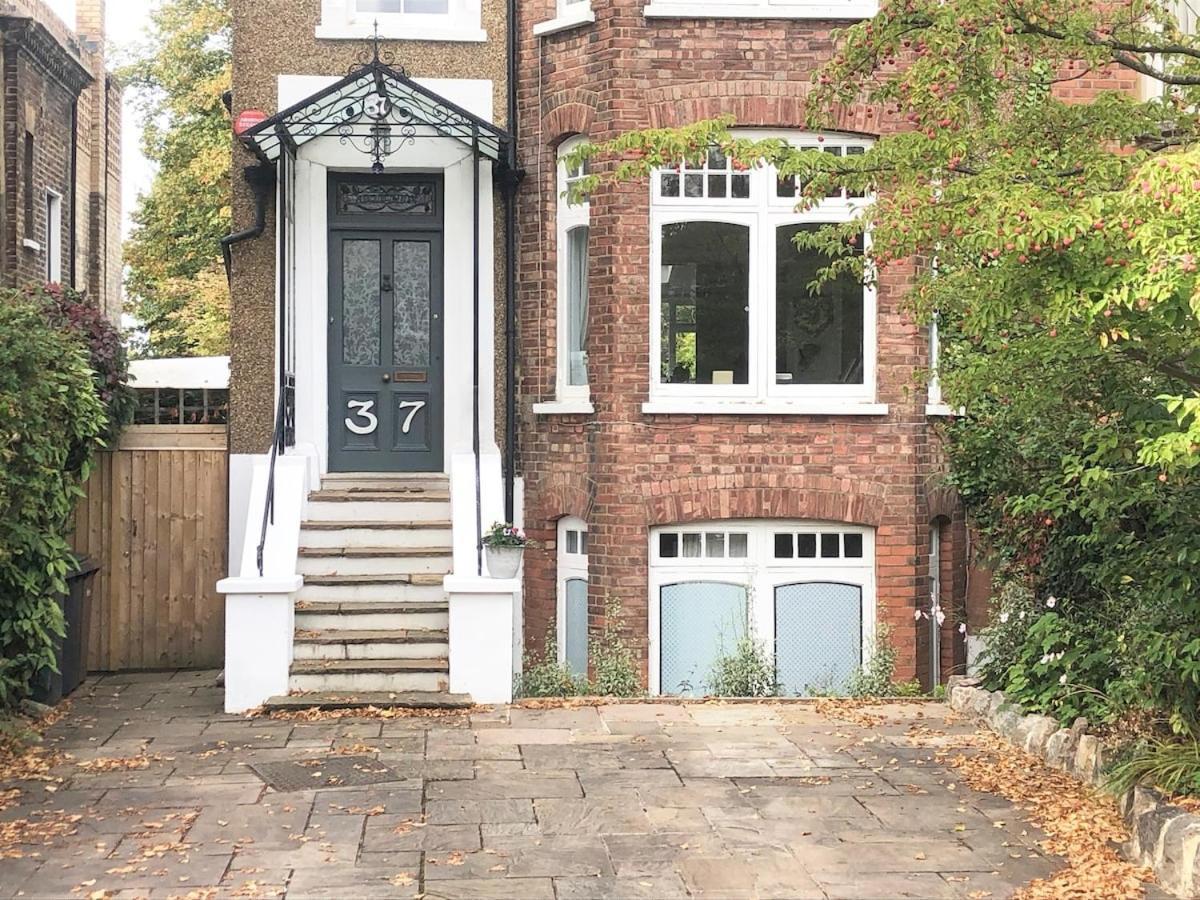 Spacious Comfortable Flat With Free Parking In East Finchley, Muswell Hill & Close To Alexandra Palace Londra Exterior foto