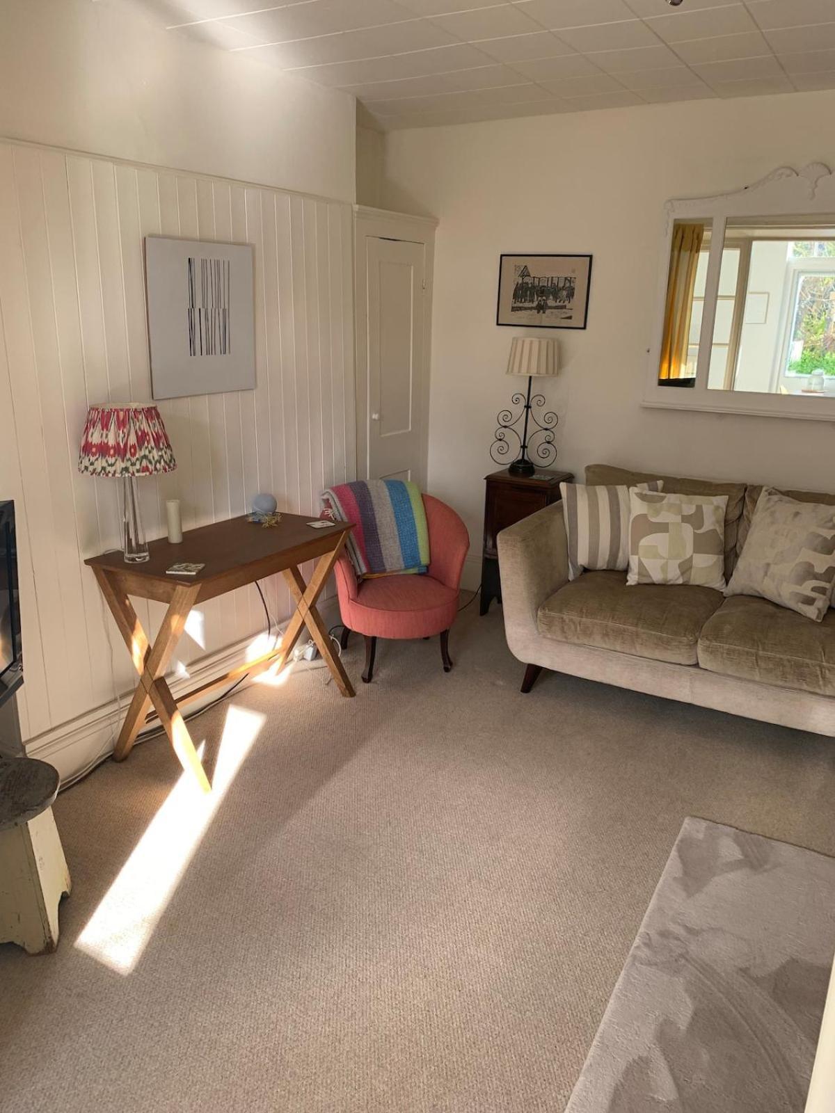 Spacious Comfortable Flat With Free Parking In East Finchley, Muswell Hill & Close To Alexandra Palace Londra Exterior foto