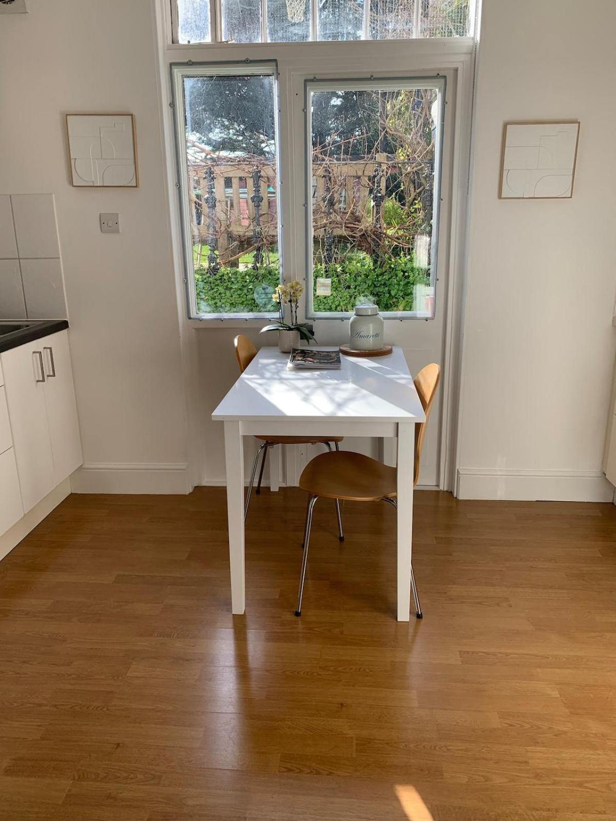 Spacious Comfortable Flat With Free Parking In East Finchley, Muswell Hill & Close To Alexandra Palace Londra Exterior foto